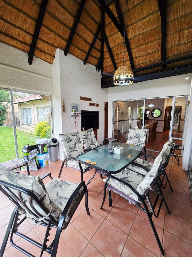 3 Bedroom Property for Sale in La Hoff North West